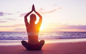 Yoga chữa bệnh mất ngủ – Các bài tập yoga cho giấc ngủ ngon 
