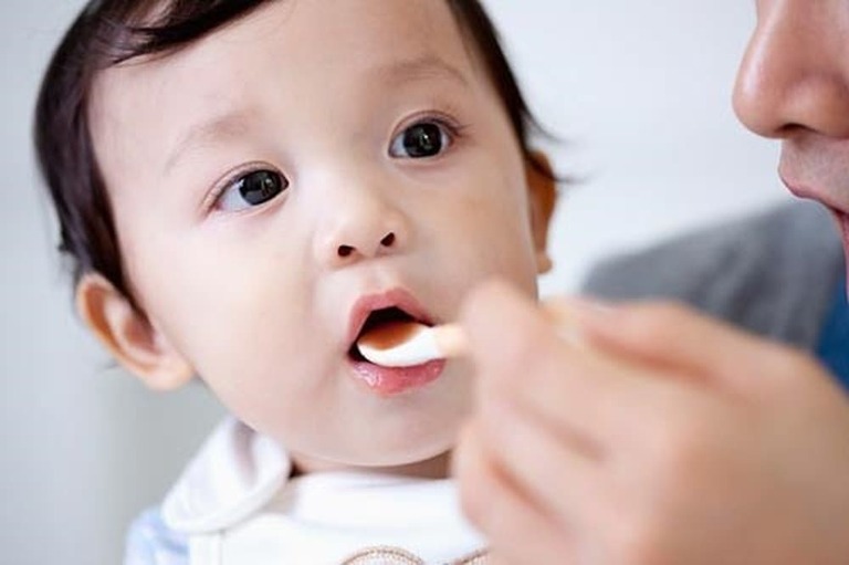 Siro trị viêm mũi dị ứng cho trẻ nhỏ nào Hiệu quả và An toàn?