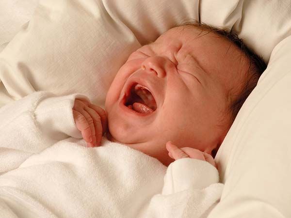 Giấc ngủ ở trẻ sơ sinh, vì sao trẻ sơ sinh bị mất ngủ