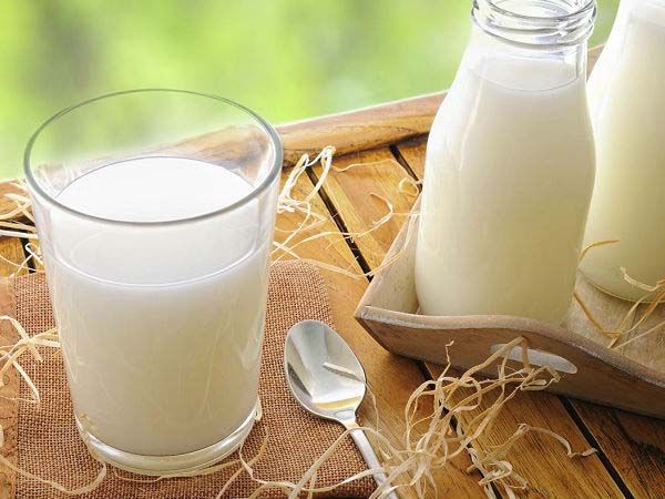 Uống sữa để cải thiện giấc ngủ của bạn