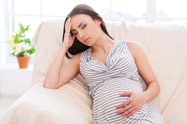 Căng thẳng lo lắng có thể gây mất ngủ khi mang thai
