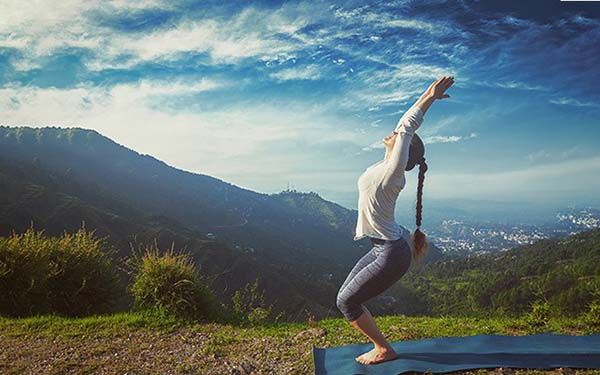 Câc bài tập yoga giúp giảm căng thẳng, stress