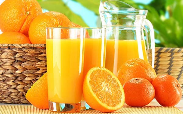 Viêm phế quản có nên uống nước cam không?