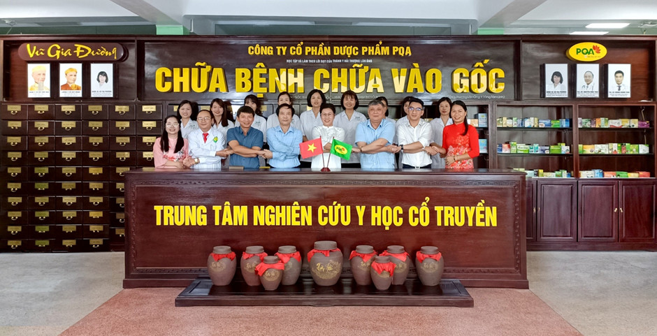 Lễ ký kết hợp đồng hợp tác giữa công ty cổ phần Dược Phẩm PQA và Viện  nghiên cứu Y Dược Cổ Truyền Tuệ Tĩnh